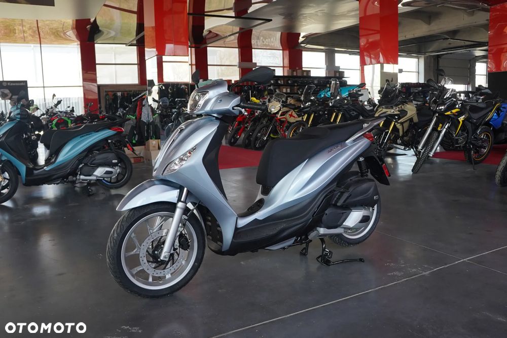 Piaggio Medley - 3