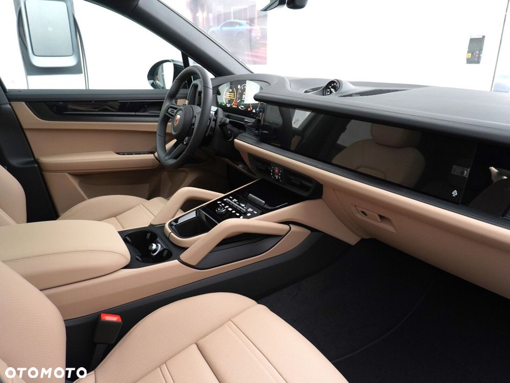 Porsche Cayenne E-Hybrid PHEV Black Edition - 31
