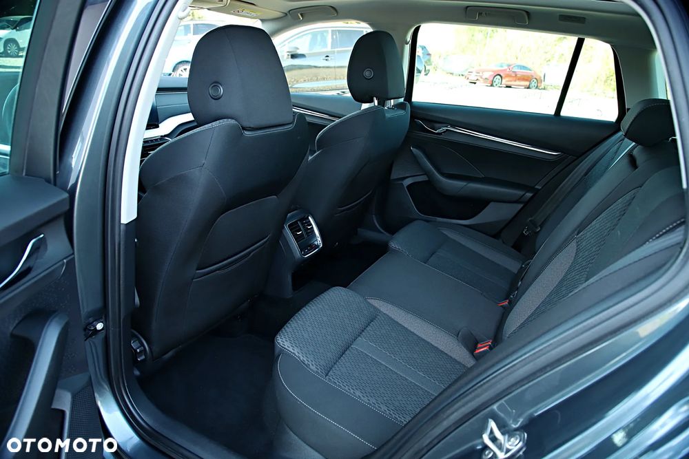 Skoda Octavia 2.0 TDI Style DSG - 16