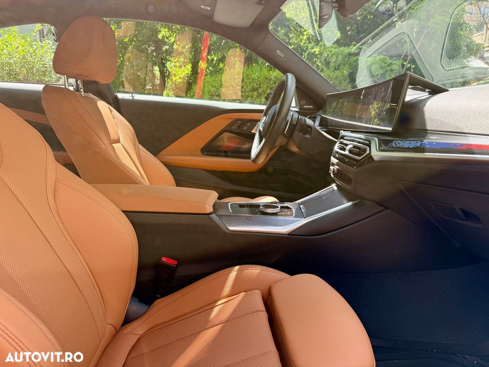 BMW M2 M240i xDrive AT - 13