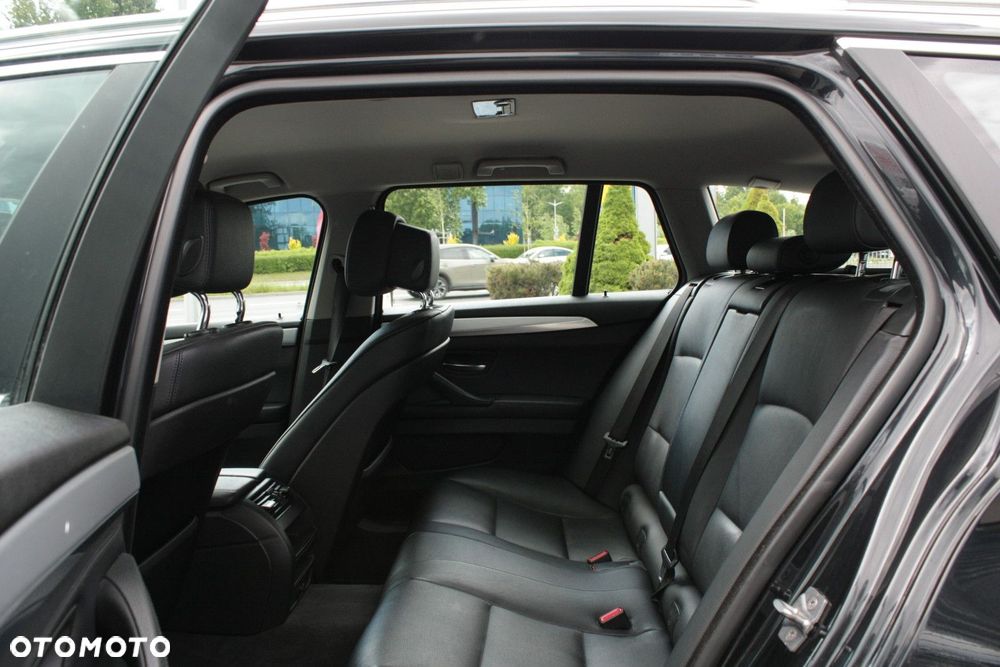 BMW Seria 5 520d - 18