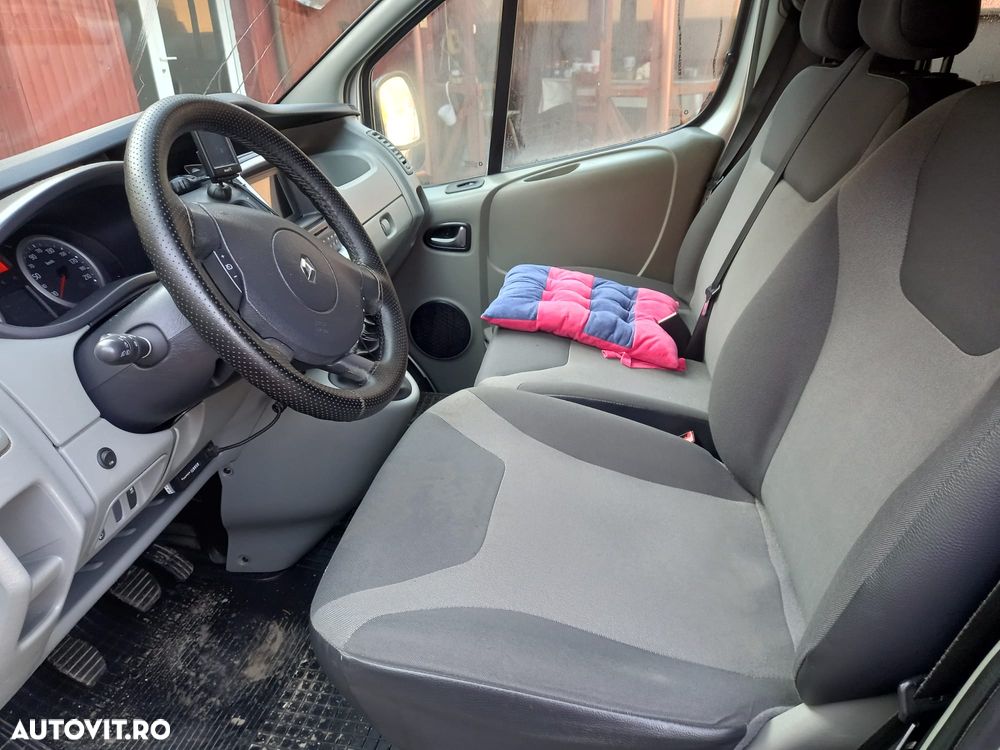 Renault Trafic - 9