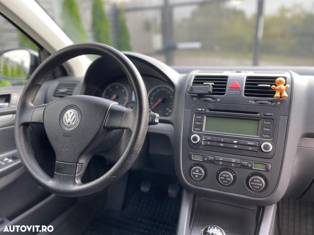 Volkswagen Jetta 1.9 TDI Comfortline - 6
