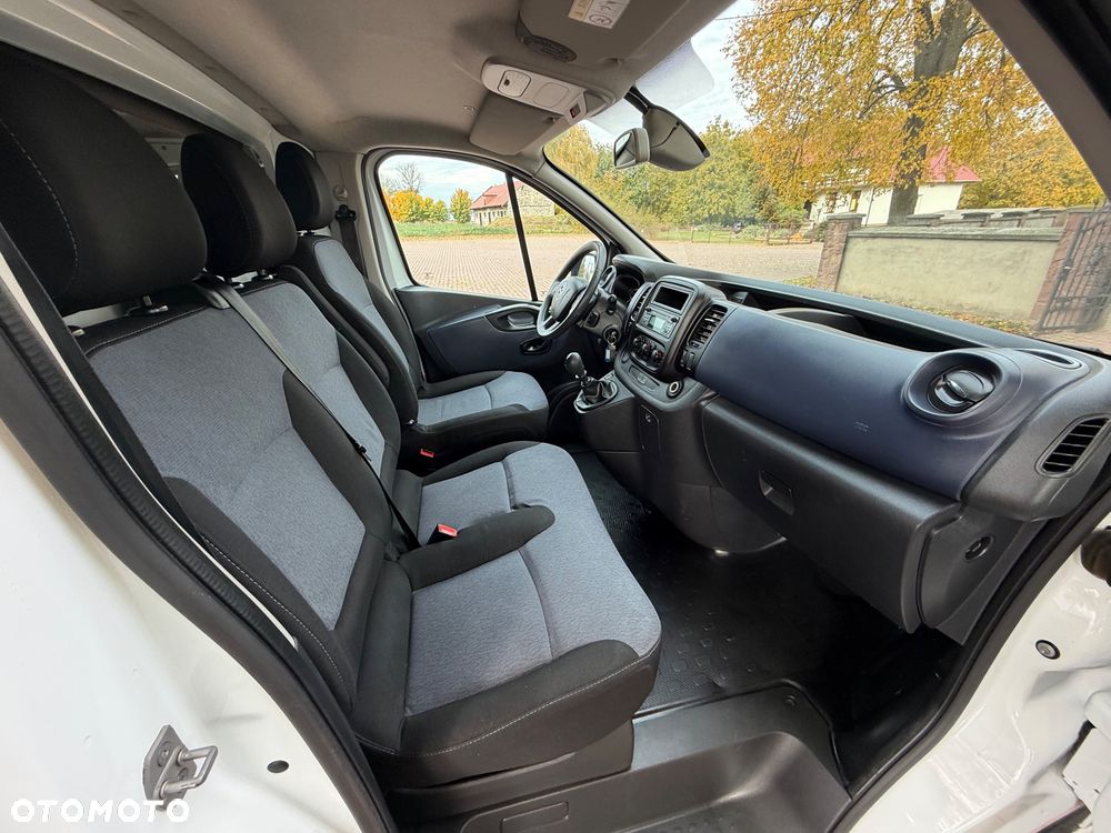 Opel Vivaro - 16