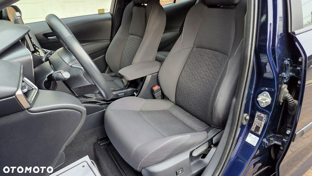 Toyota Corolla 1.8 Hybrid Comfort - 16