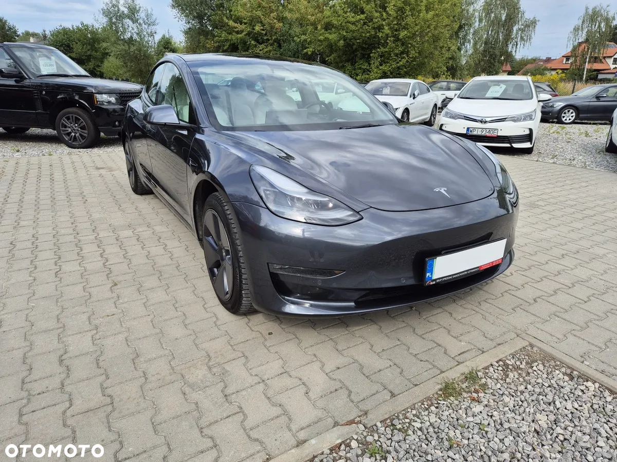 Tesla Model 3 Long Range AWD - 19