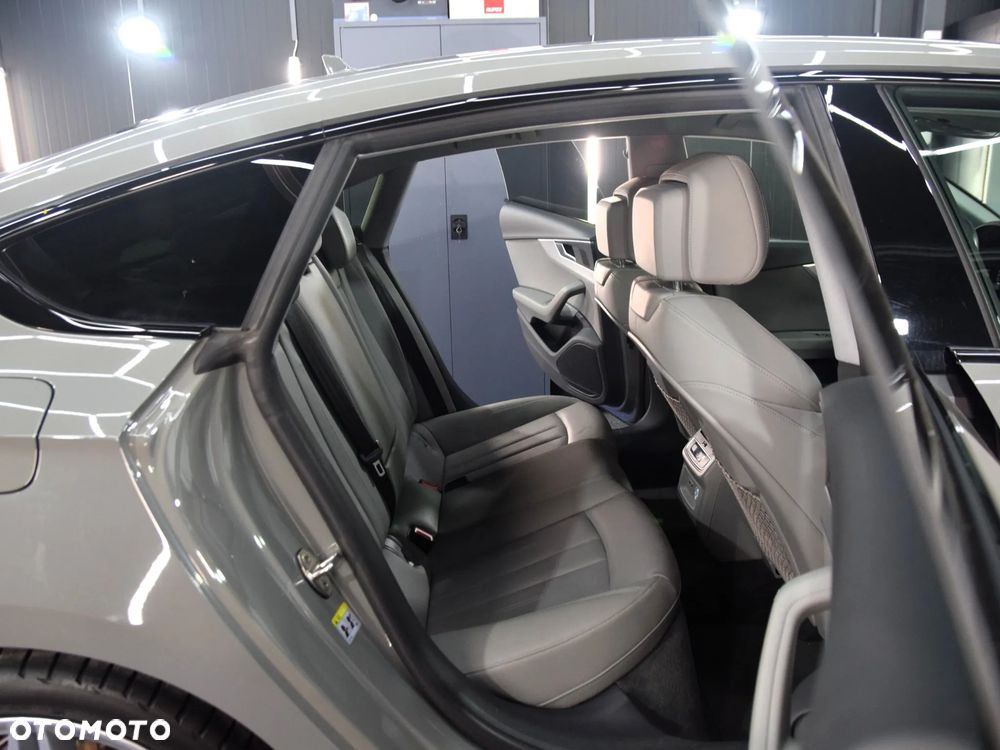 Audi A5 Sportback 40 TFSI S tronic - 7