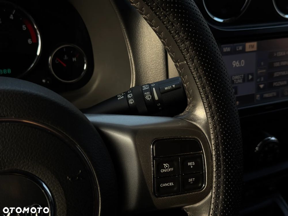 Jeep Compass - 29