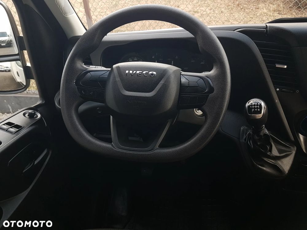 Iveco DAILY WINDA 8EP 4,29x2,23x2,23 KLIMA 35S16 MANUAL 6-BIEGÓW 3,0 160 KM KRAJOWY - 25