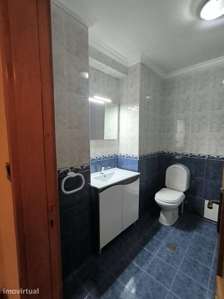 Apartamento T3 no Castêlo da Maia – Excelente Oportunidade! - Grande imagem: 3/27