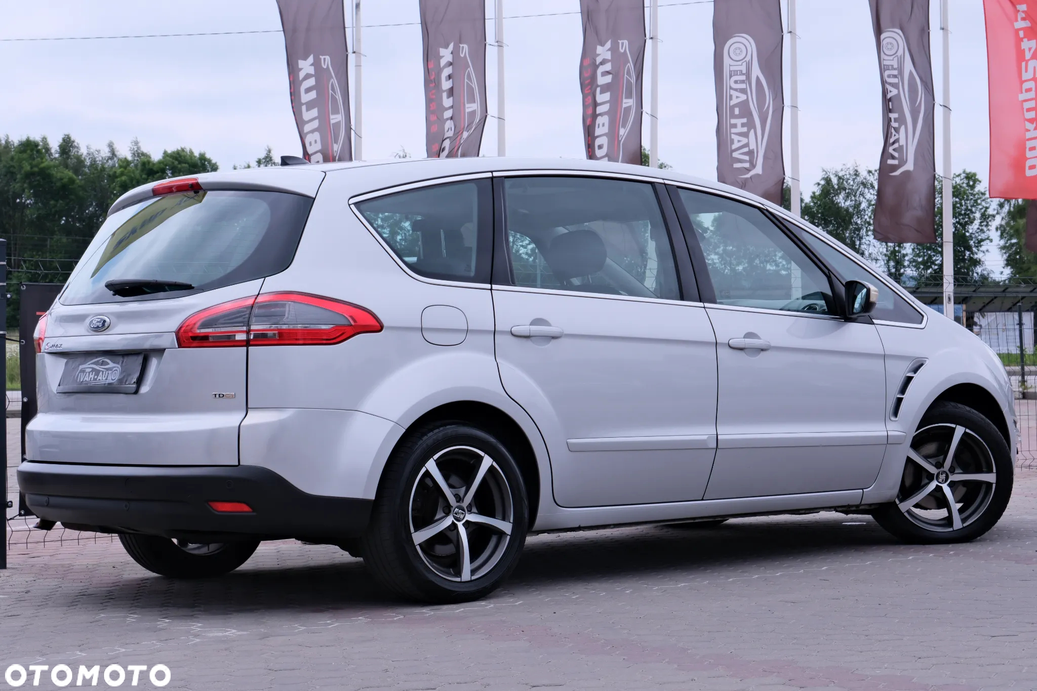 Ford S-Max 2.0 TDCi DPF Titanium - 12