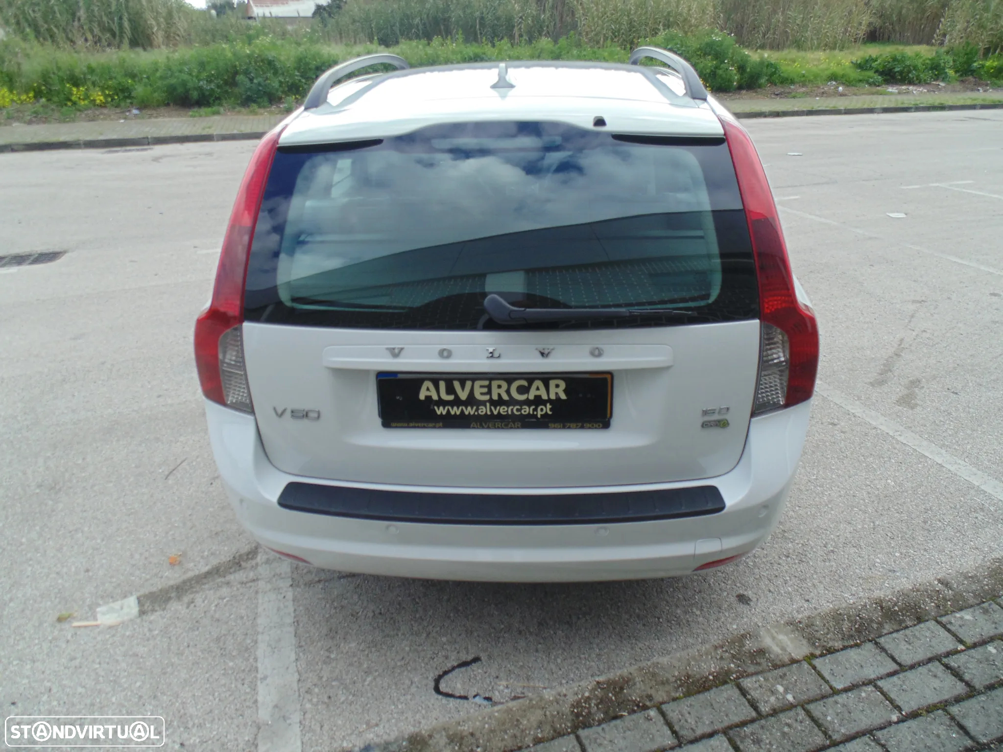 Volvo V50 1.6 D Drive Momentum Start/Stop - 10