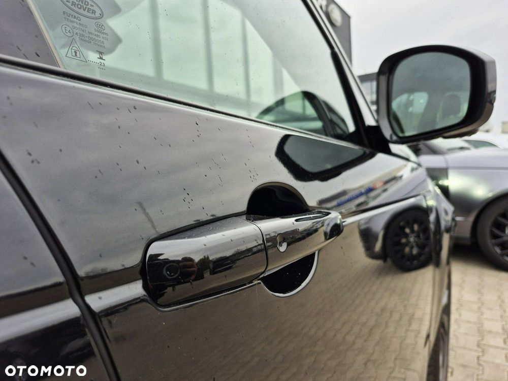 Land Rover Discovery 3.0 D250 mHEV R-Dynamic S - 18