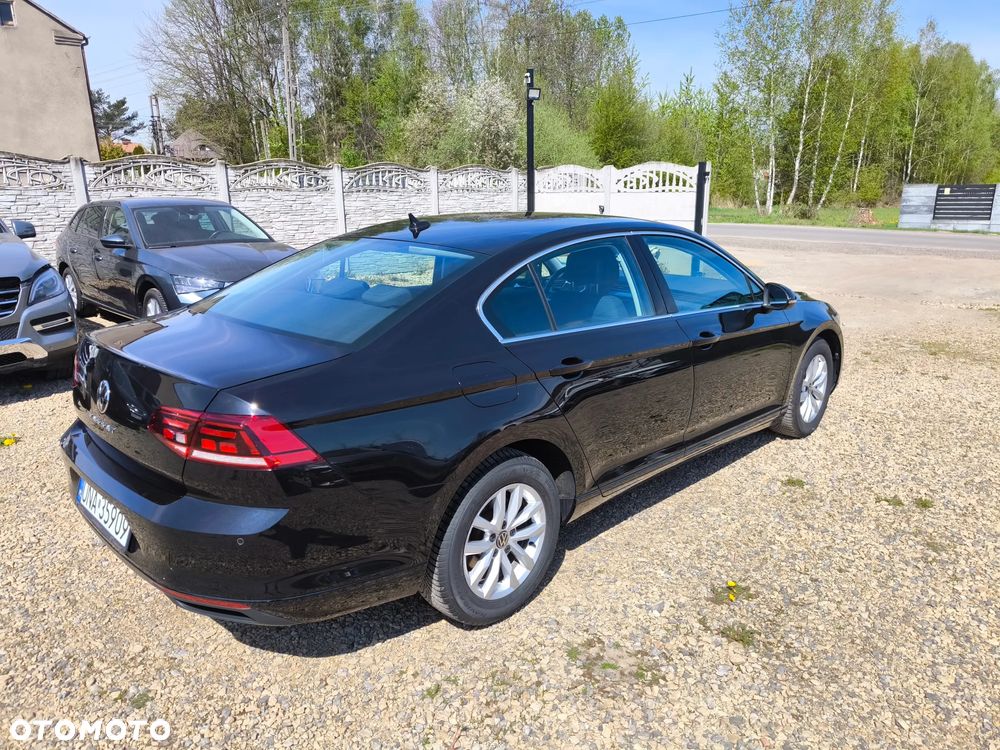 Volkswagen Passat - 3