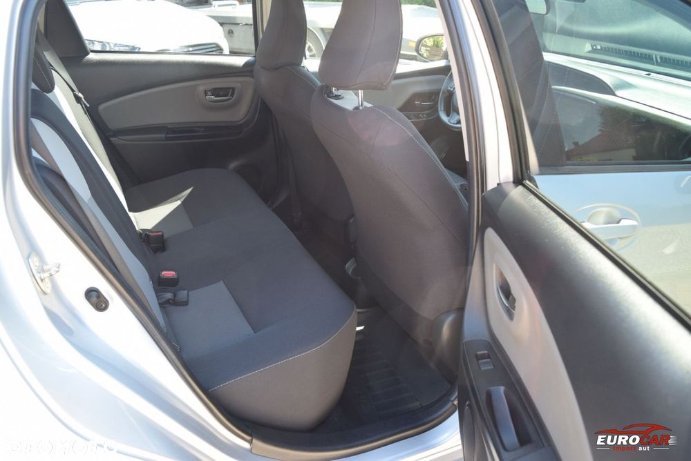 Toyota Yaris 1.5 Premium - 16
