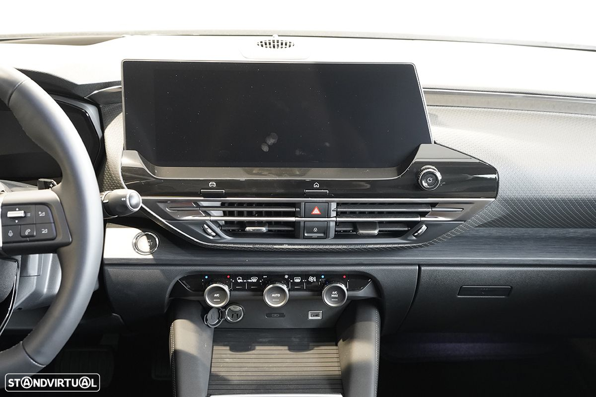 Citroën C5 X 1.6 Hybrid Plus e-EAT8 - 8