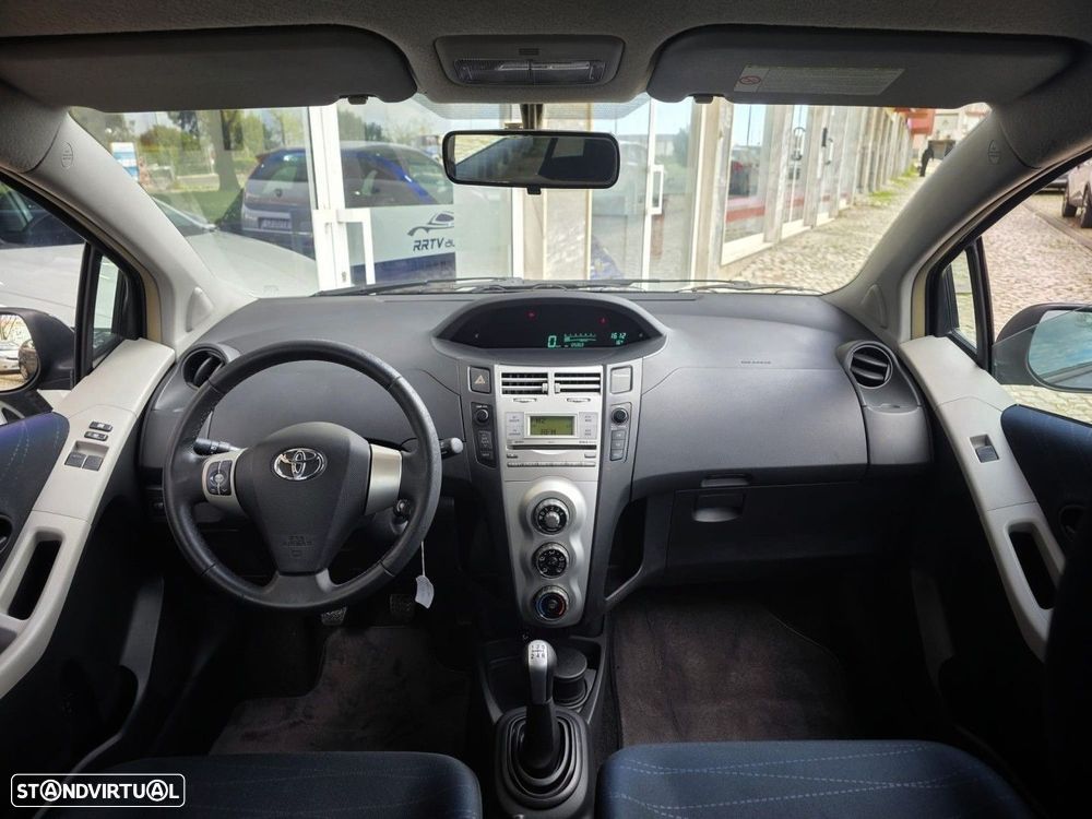 Toyota Yaris 1.0 VVT-i Sol+AC - 6