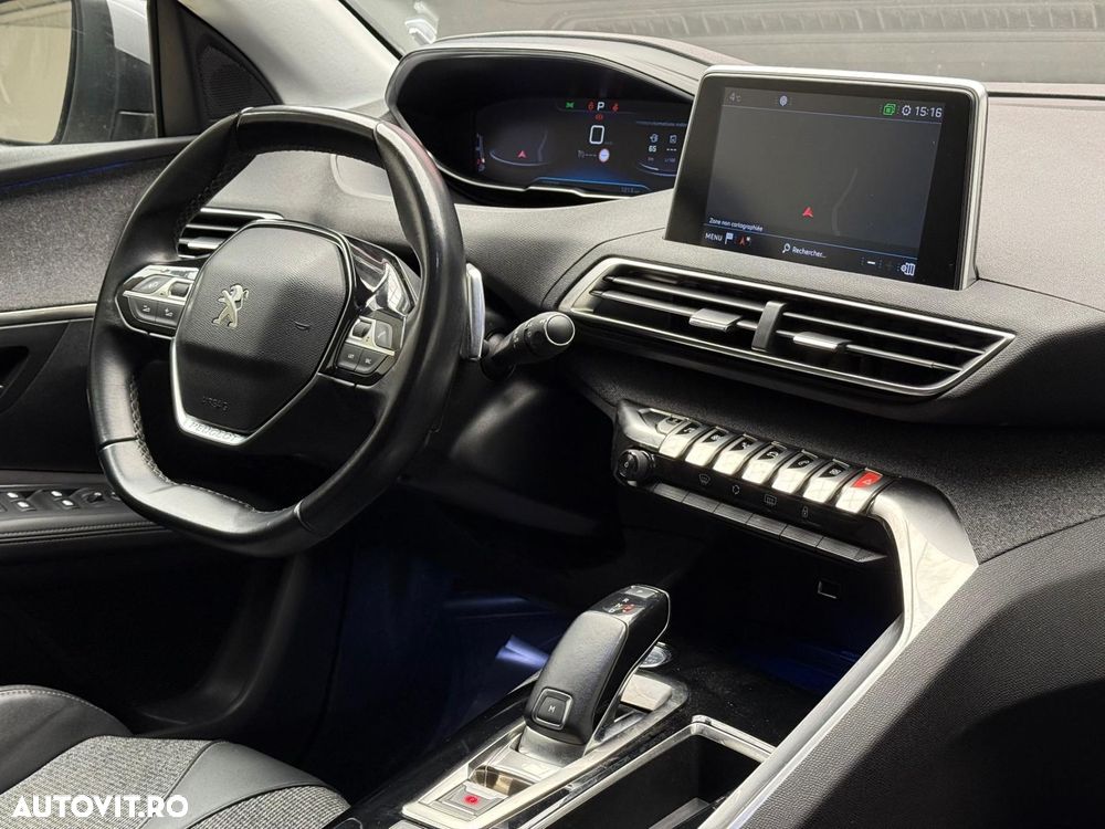 Peugeot 3008 - 9