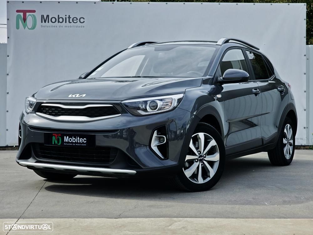 Kia Stonic 1.2 by FILA
