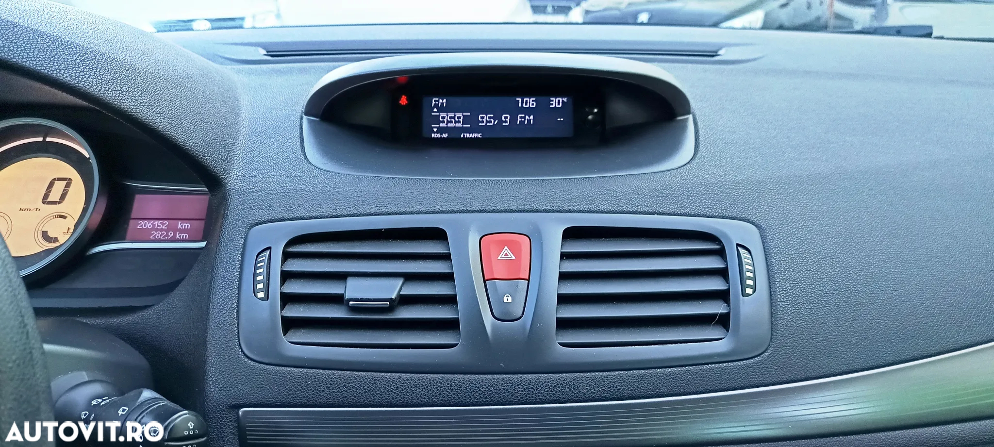 Renault Megane ENERGY dCi 90 EXPERIENCE - 29