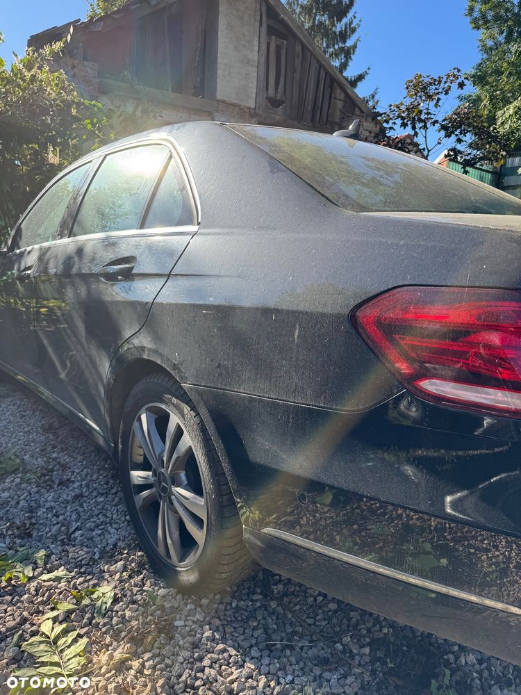 Mercedes-Benz Klasa E 220 BlueTEC 7G-TRONIC Elegance - 17