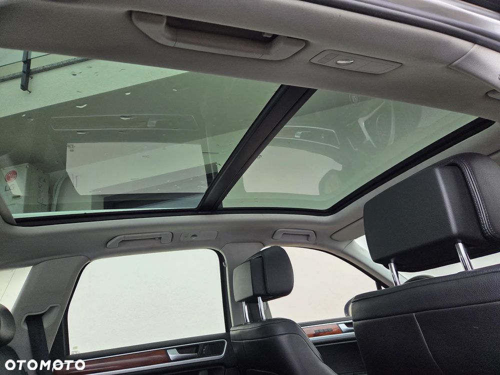 Volkswagen Touareg - 13