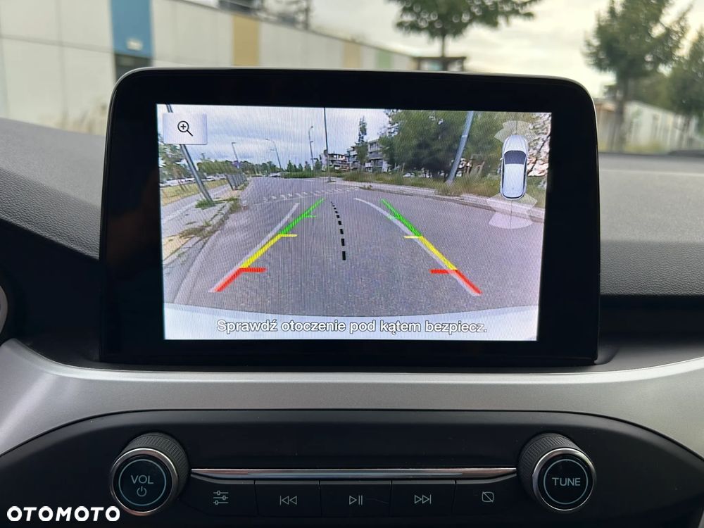 Ford Focus 1.5 EcoBlue SCR Trend - 14