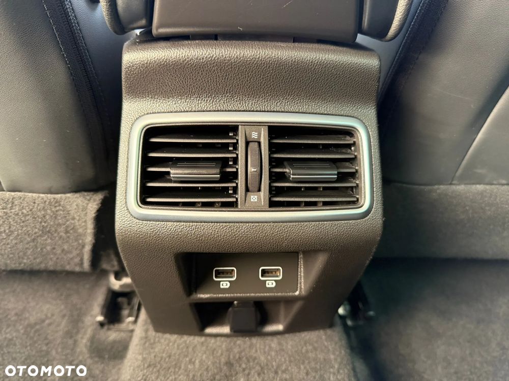 Renault Megane E-TECH 160 INTENS - 16