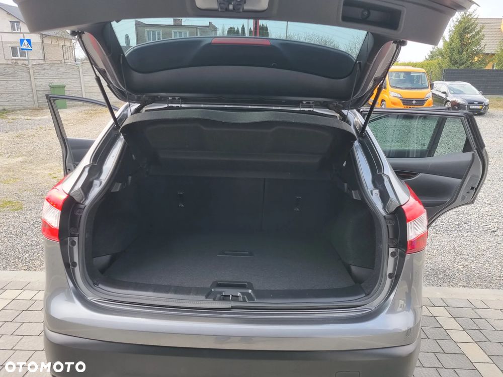 Nissan Qashqai 1.6 dCi Tekna S&S - 23