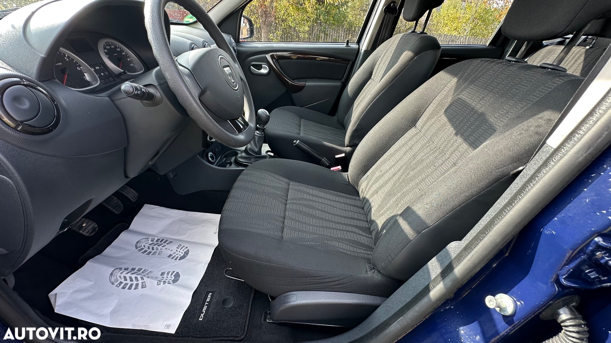 Dacia Duster 1.6 4x4 Laureate - 17