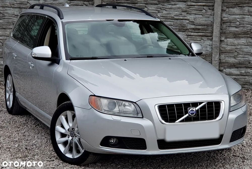 Volvo V70 D5 Momentum - 7