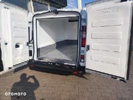 Renault Trafic - 8