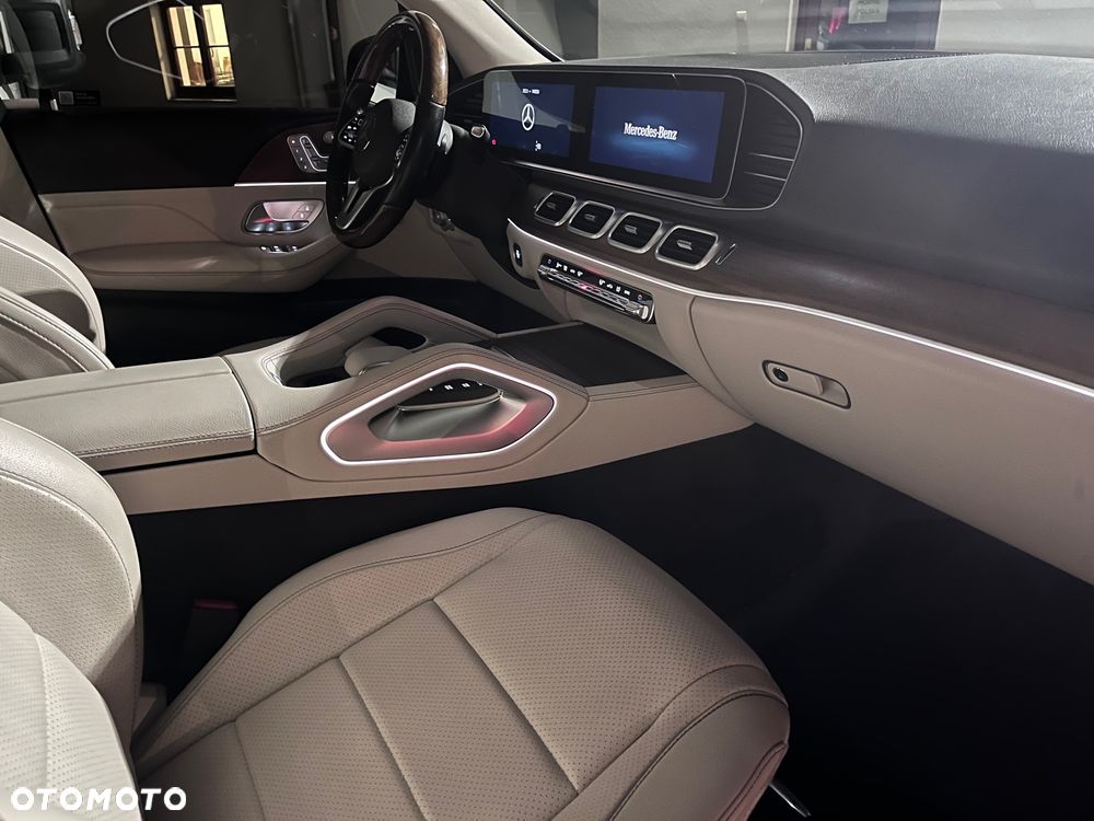 Mercedes-Benz GLE 300 d 4-Matic - 16