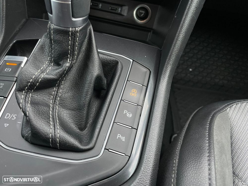 VW Tiguan 2.0 TDI R-Line DSG - 7