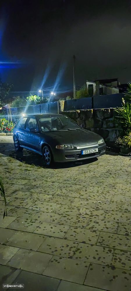 Honda Civic 1.5 LSi 16 V - 11
