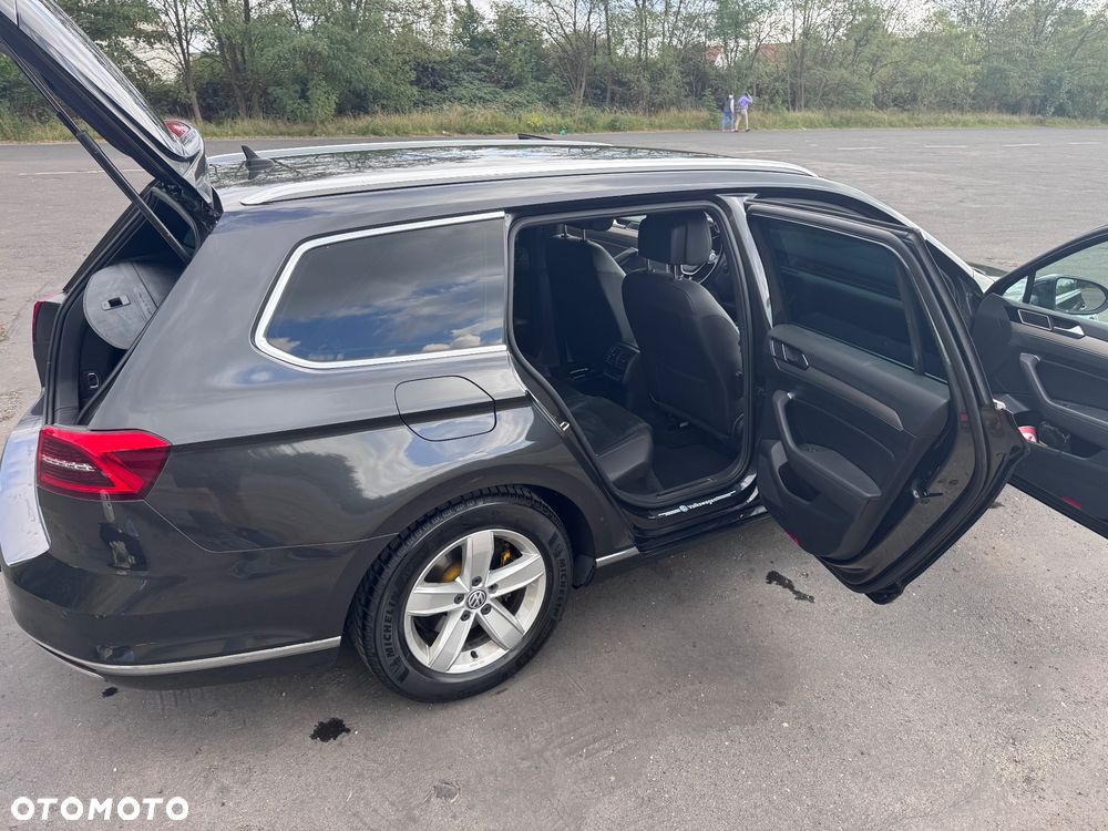 Volkswagen Passat 2.0 TDI SCR DSG Highline - 20