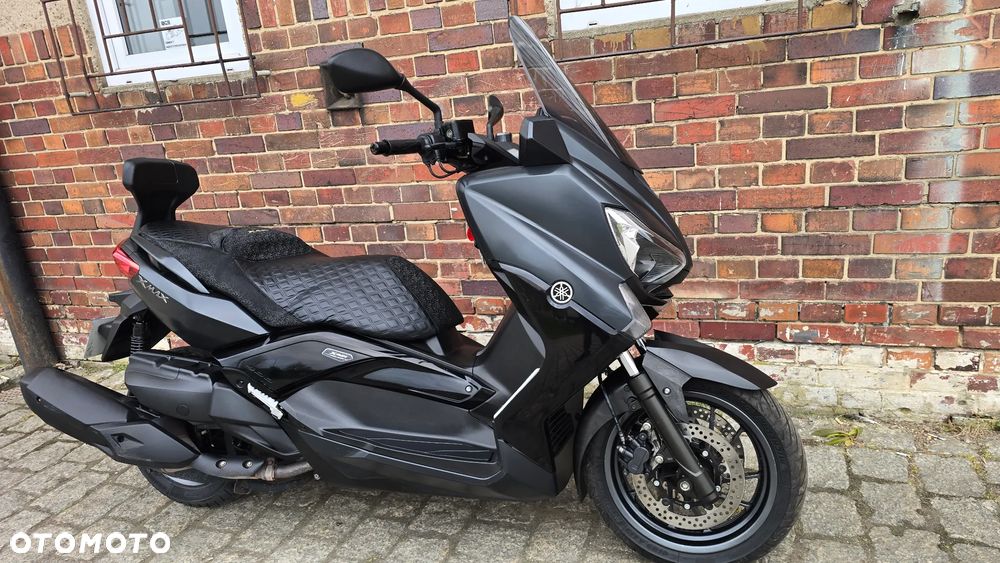 Yamaha X-max - 25