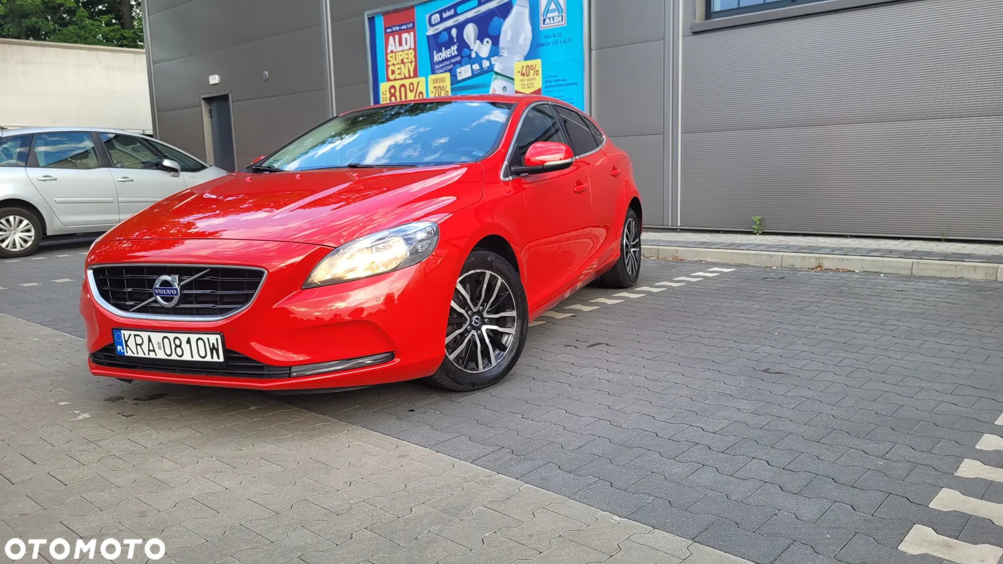 Volvo V40 - 18