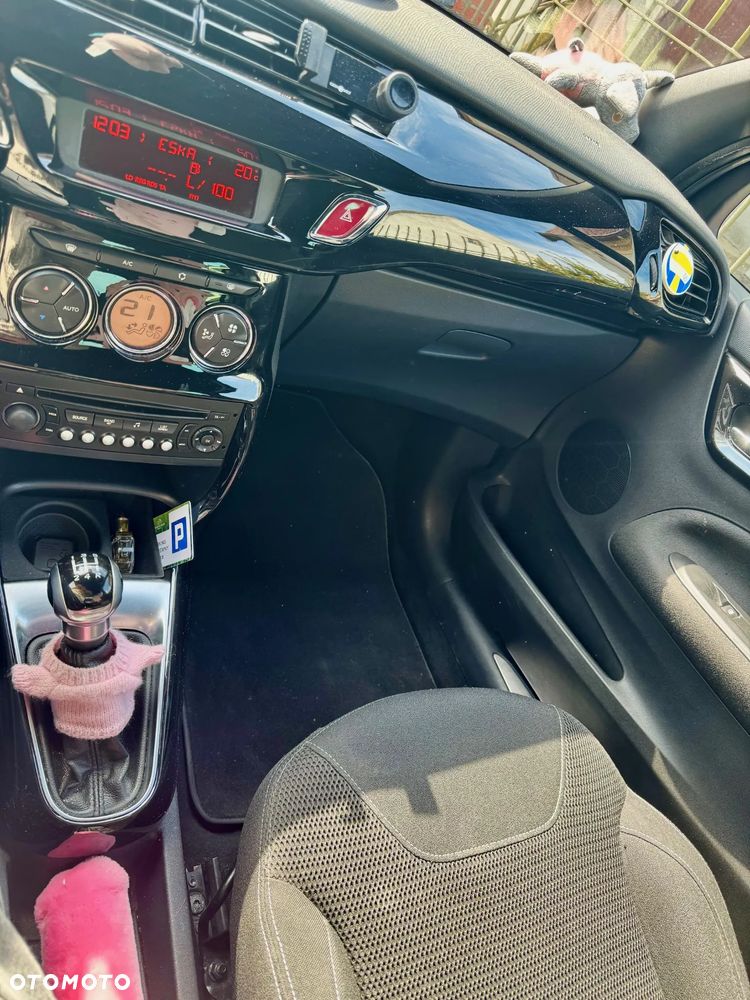 Citroën DS3 1.6 HDi SoChic - 4