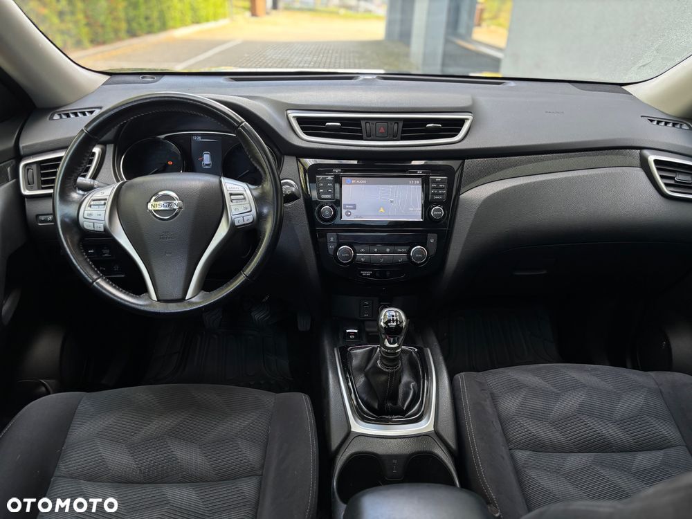 Nissan X-Trail 1.6 DIG-T Tekna 2WD - 33