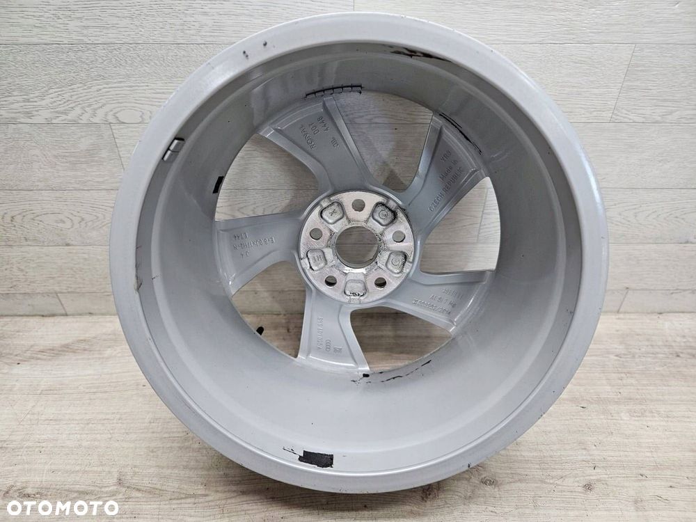 Felga Audi A3 8Y0 E 8.0jx17H2 Et46 5x112 - 10