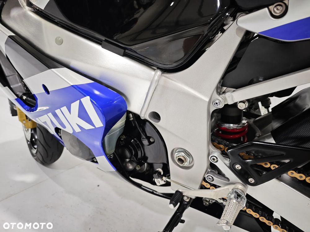 Suzuki GSX-R - 36