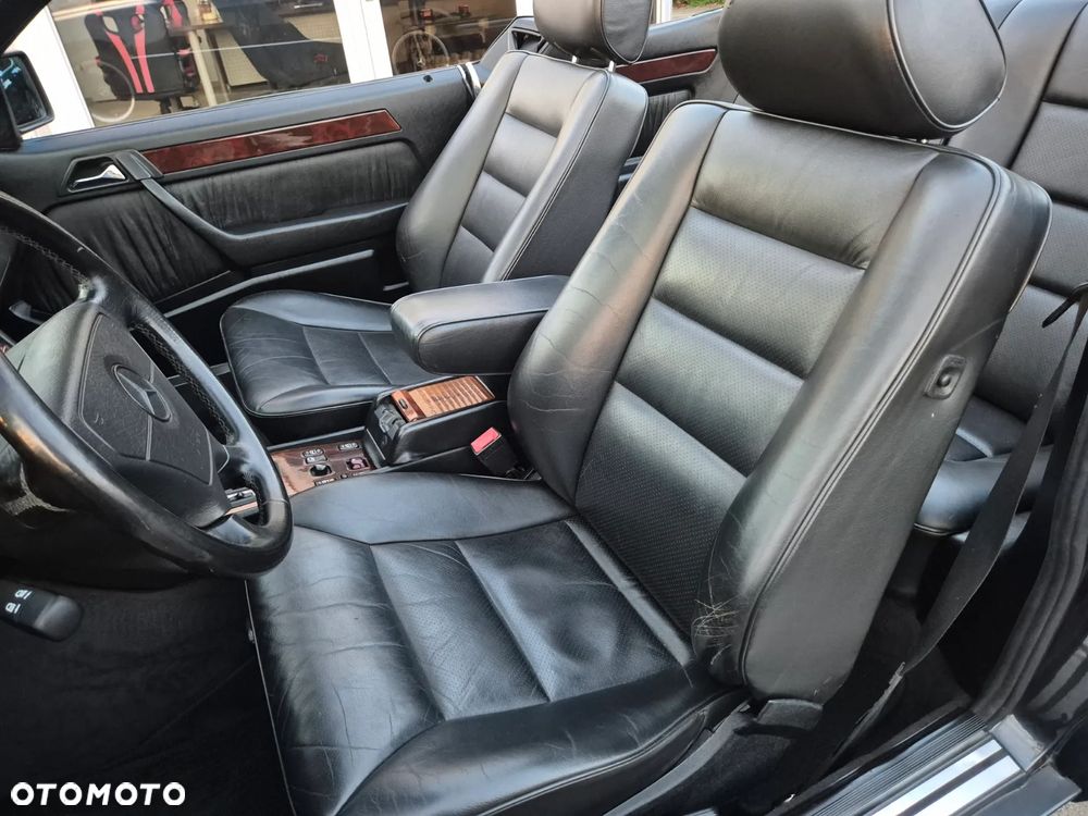 Mercedes-Benz W124 (1984-1993) - 30