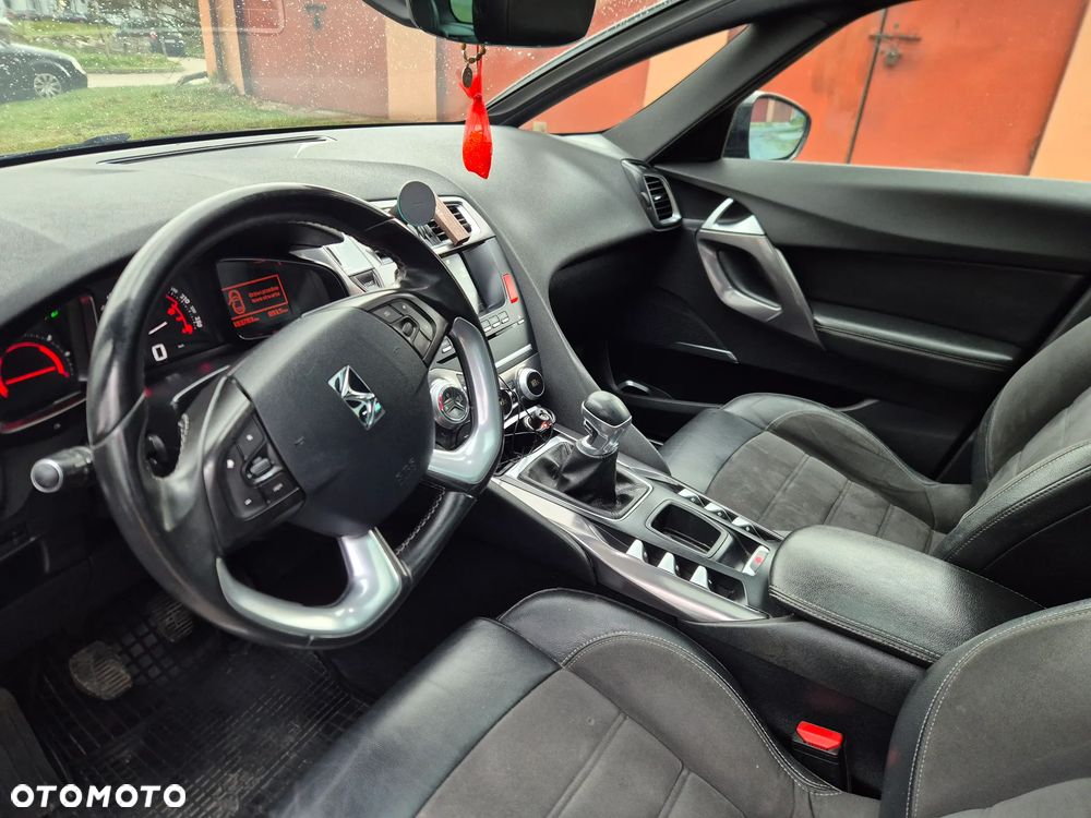 DS Automobiles DS 5 - 7