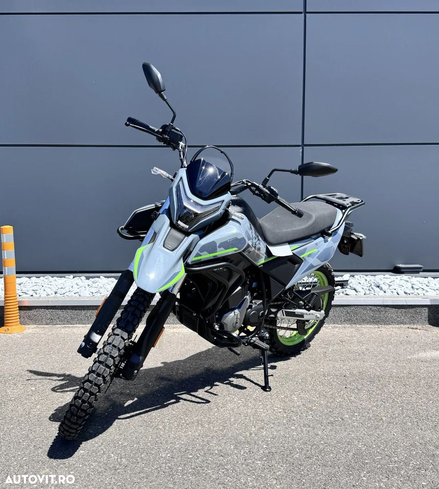CF Moto 250 Dual - 4