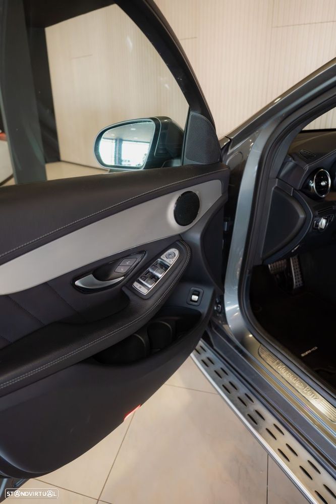 Mercedes-Benz GLC 300 de Coupe 4Matic 9G-TRONIC AMG Line - 22