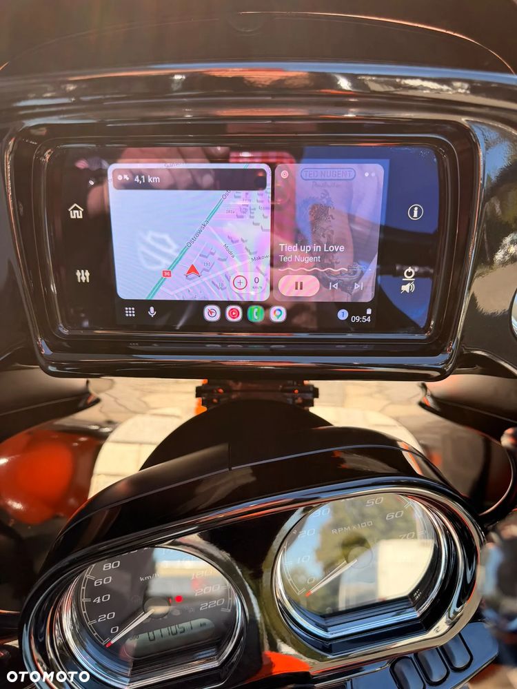 Harley-Davidson Touring Road Glide - 9