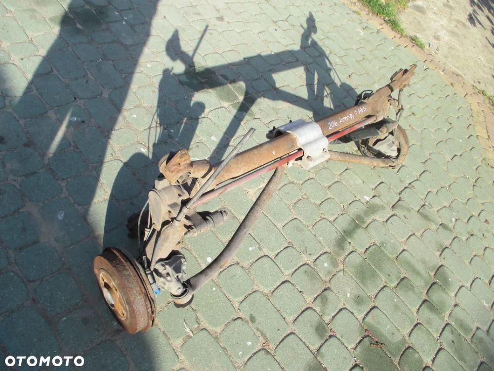 belka tył Peugeot 206 Kombi z ABS na bębnach - 2