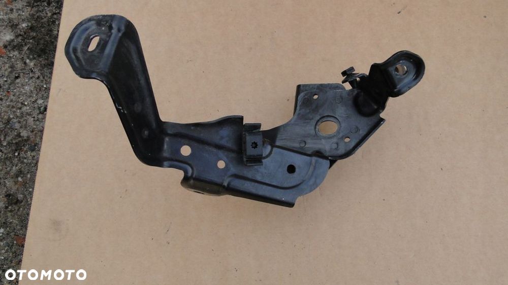 AUDI RS6 C6 ŁAPA MOCOWANIE UCHWYT POMPY ABS 08-11r - 2