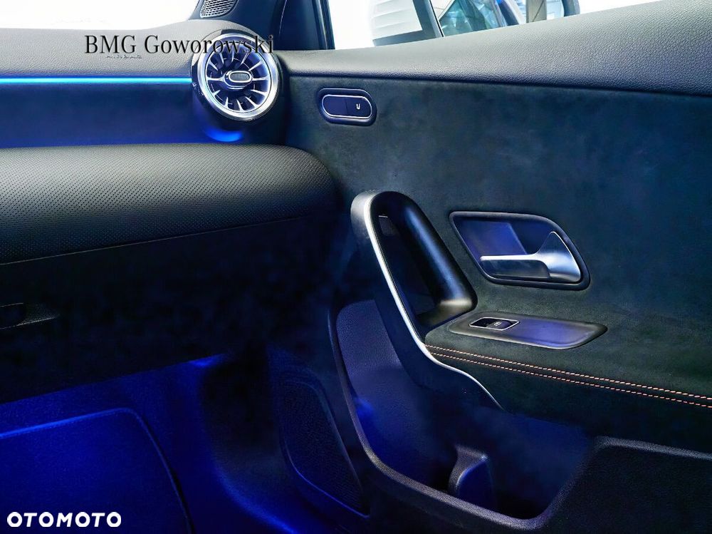 Mercedes-Benz Klasa A 220 4-Matic AMG Line 8G-DCT - 15